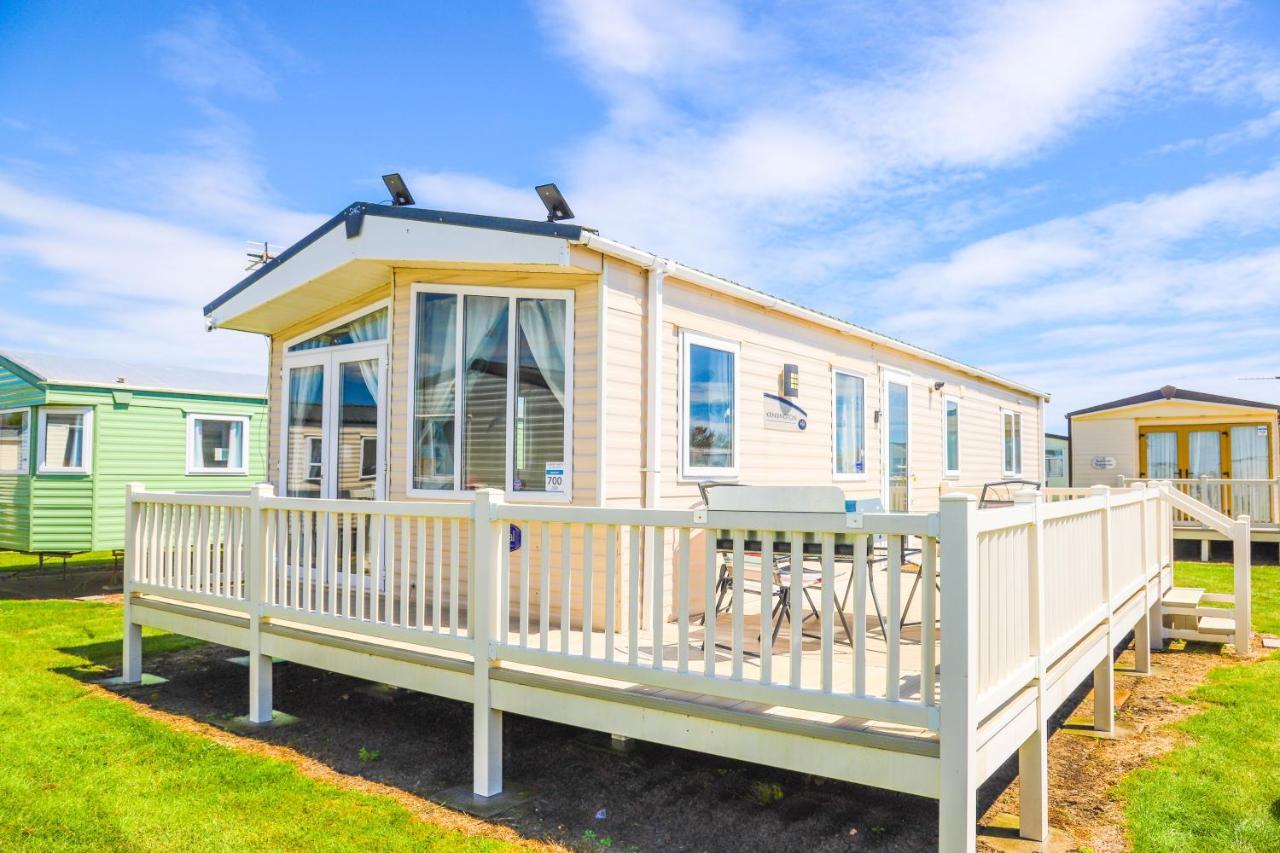 Big Skies Platinum Plus Holiday Home With Wifi, Netflix, Dishwasher, Decking Camber Экстерьер фото
